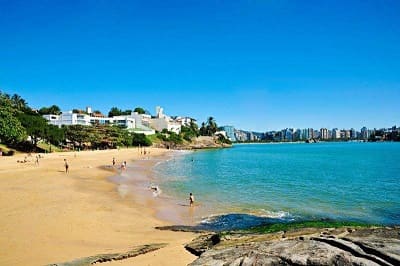 Neste artigo, vamos explorar o que torna a Ilha do Boi uma joia rara no litoral capixaba, com dicas para aproveitar ao máximo esse pedacinho do paraíso.