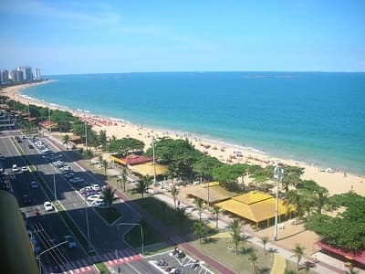 Praia de Itaparica, Vila Velha: Beleza Natural e Infraestrutura Moderna