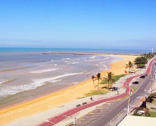 Se você está buscando uma praia que ofereça o melhor do litoral capixaba, a Praia de Jacaraípe