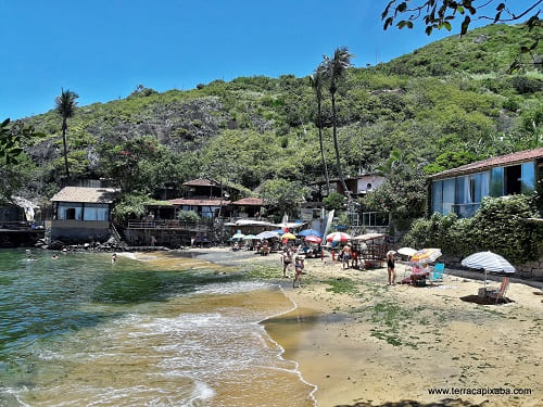 Praia do Bananal em Vila Velha, o destino perfeito para quem busca sossego e contato com a natureza. 