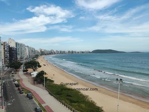 Praia do Morro em Guarapari: Uma Joia do Espírito Santo