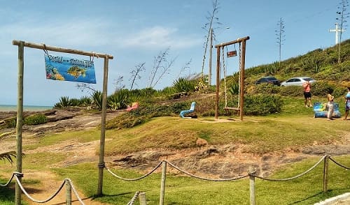 Praia da Baleia, Vila Velha: Tranquilidade, História e Beleza Natural